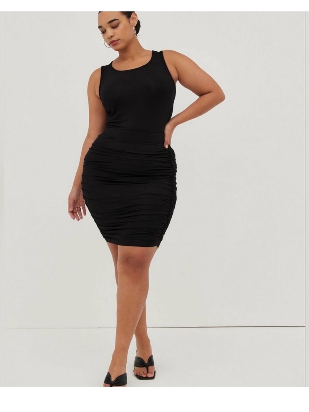 torrid NWT Black Ruched Mini skirt